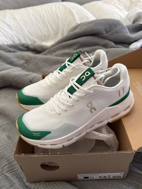 NIB On Cloud Cloudnova Form 2 (Revolve exclusive) white/bouquet green sz 7.5 - Picture 2 of 6